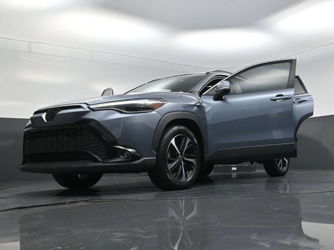 Used 2023 Toyota Corolla Cross AWD Hybrid w/ Convenience Package image 29