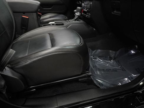 Used 2023 Jeep Wrangler Unlimited Sahara w/ Cold Weather Group image 52