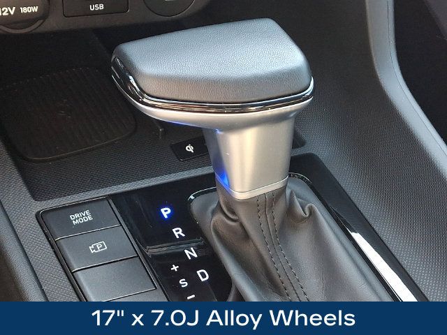 Used 2025 Hyundai Elantra Sport FWD image 11