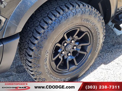 Used 2018 RAM 1500 Rebel w/ Luxury Group AWD/4WD image 27
