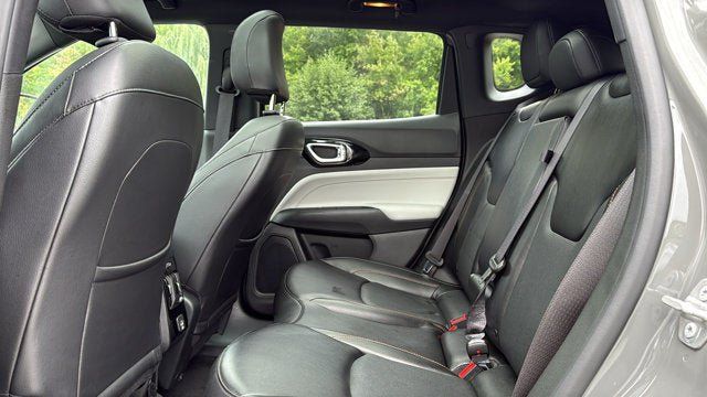 Certified 2023 Jeep Compass Limited w/ Sun and Sound Group AWD/4WD image 27