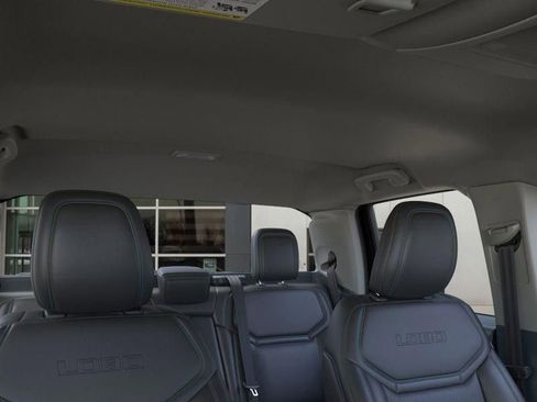 New 2026 Ford Maverick Lobo AWD/4WD image 16
