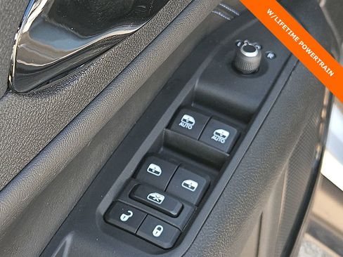 New 2026 Jeep Compass Latitude AWD/4WD image 13