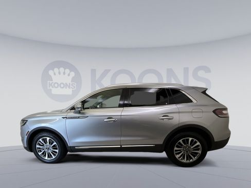 Used 2021 Lincoln Nautilus Reserve FWD image 5