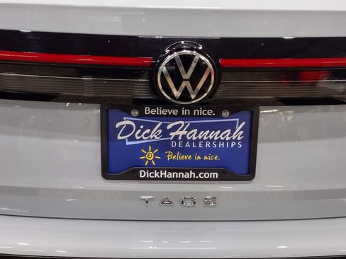 New 2026 Volkswagen Taos SEL AWD/4WD image 15