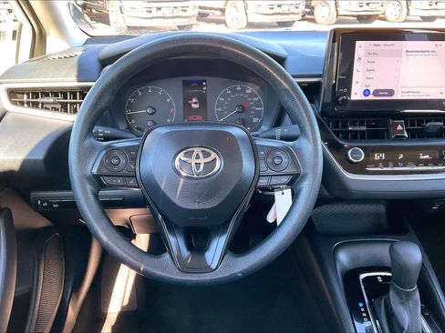 Used 2024 Toyota Corolla LE image 5