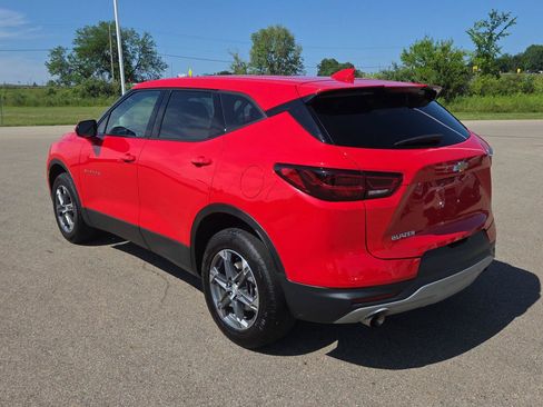 Used 2024 Chevrolet Blazer LT FWD image 3