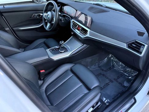 Used 2019 BMW 330i Sedan w/ M Sport Package image 41