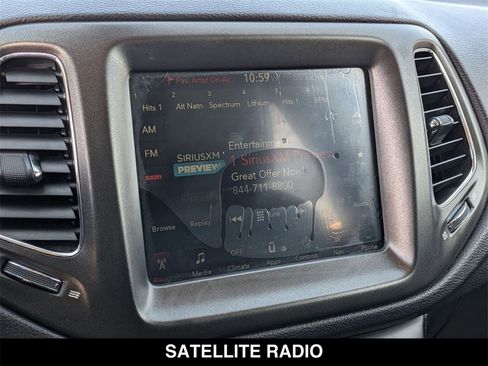 Used 2017 Jeep Compass Trailhawk w/ Navigation Group image 6