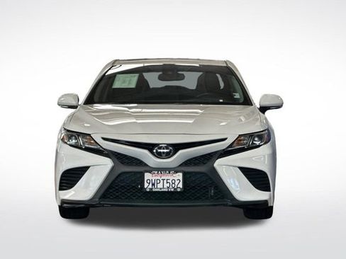 Used 2019 Toyota Camry SE w/ Audio Package FWD image 10