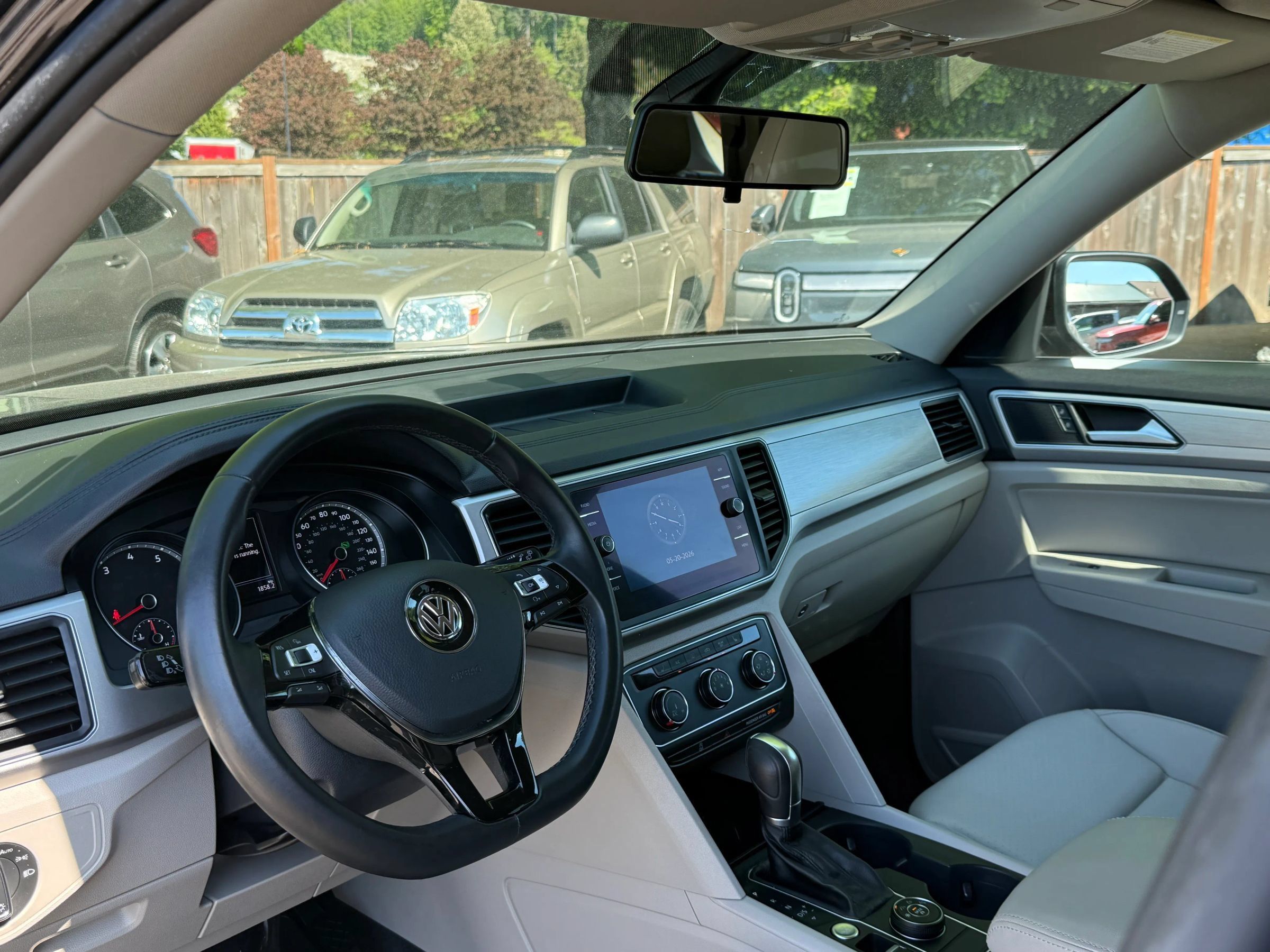Used 2018 Volkswagen Atlas SE AWD/4WD image 21