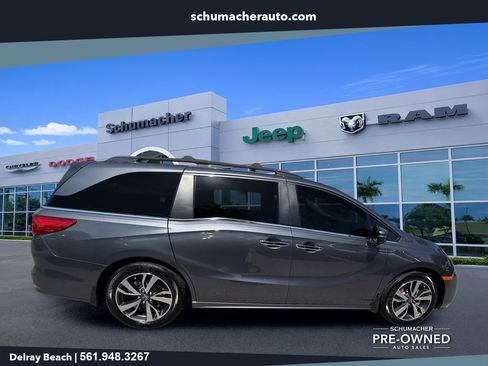 Used 2024 Honda Odyssey Touring image 8