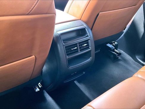 Certified 2023 Cadillac XT5 Premium Luxury AWD/4WD image 10