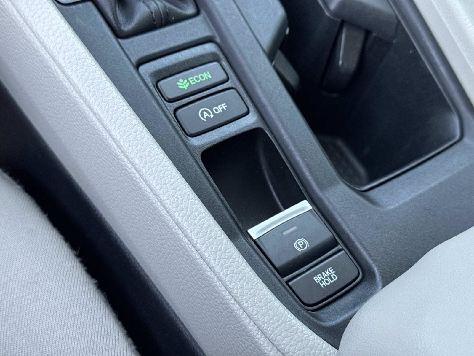 Certified 2023 Honda Accord LX image 16