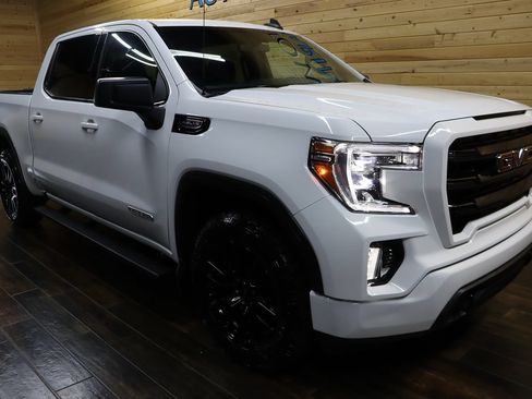 Used 2020 GMC Sierra 1500 Elevation w/ Elevation Value Package AWD/4WD image 2