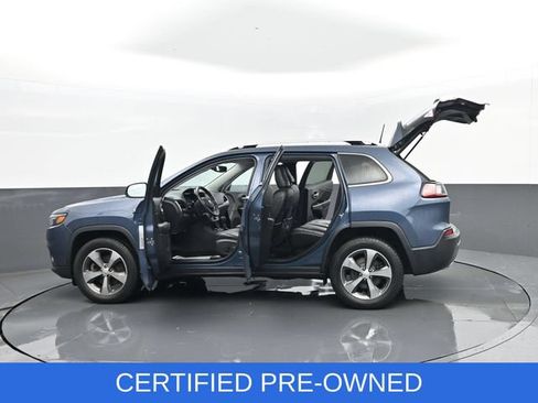 Used 2019 Jeep Cherokee Limited AWD/4WD image 32