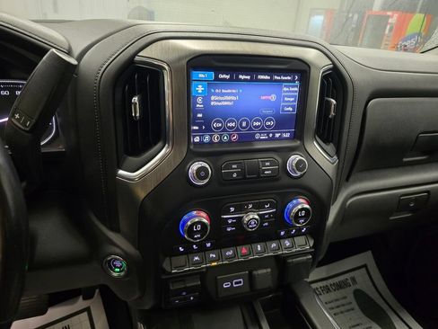 Used 2021 GMC Sierra 1500 Denali w/ Driver Alert Package II AWD/4WD image 26