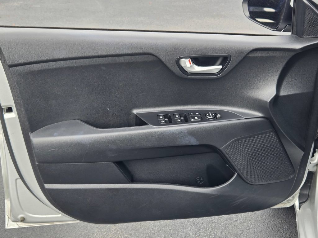 Used 2023 Kia Rio LX FWD image 25