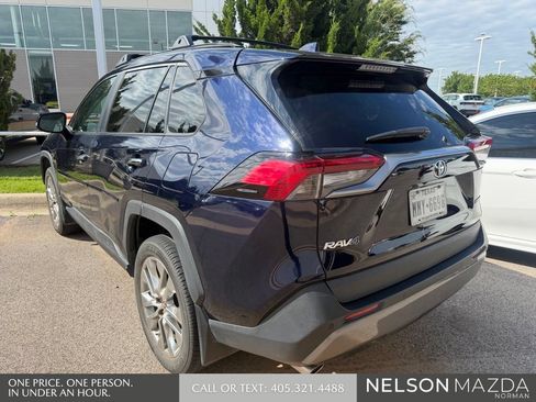 Used 2019 Toyota RAV4 Limited FWD image 8