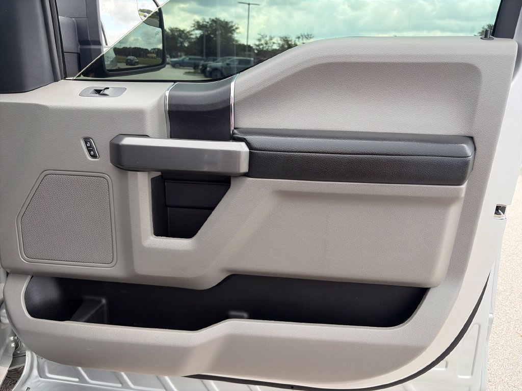 Used 2019 Ford F150 XLT w/ Equipment Group 301A Mid AWD/4WD image 9