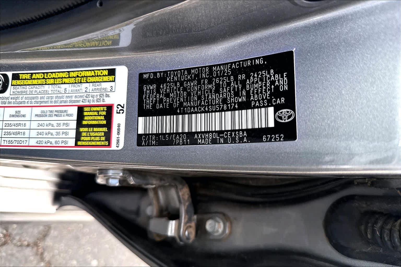 Used 2025 Toyota Camry SE FWD image 34