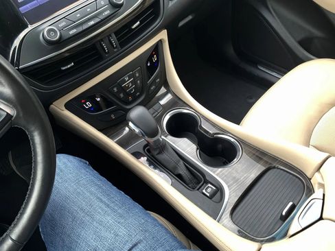 Used 2019 Buick Envision Essence image 14