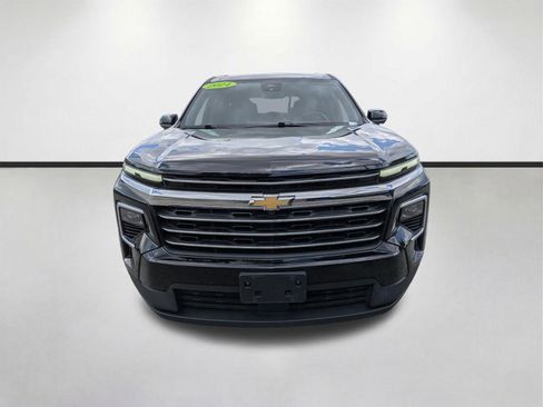 Used 2024 Chevrolet Traverse LT image 9