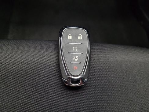 Used 2024 Chevrolet Malibu LT image 32