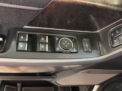Used 2022 Ford F150 Lariat AWD/4WD image 17