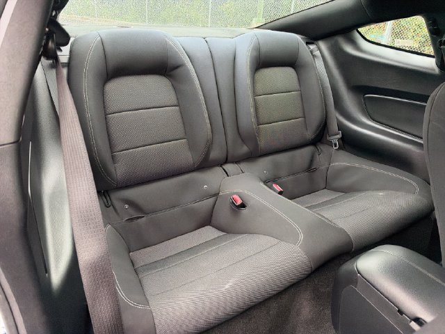Used 2017 Ford Mustang Coupe RWD image 10