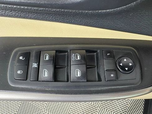 Used 2020 Jeep Cherokee Latitude w/ Advanced Safety Group FWD image 13