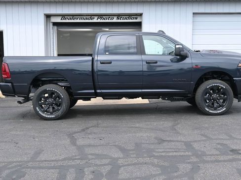 New 2026 RAM 2500 Big Horn AWD/4WD image 3
