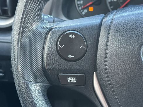 Used 2016 Toyota RAV4 LE image 25