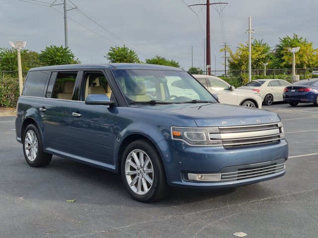 Used 2019 Ford Flex Limited w/ Equipment Group 301A FWD image 3