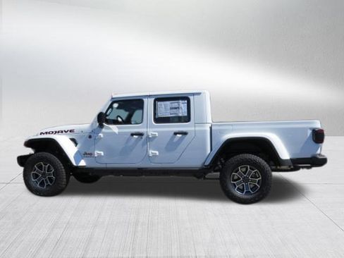 New 2025 Jeep Gladiator Mojave image 7
