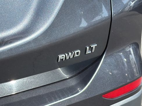 Used 2023 Chevrolet Equinox LT AWD/4WD image 28