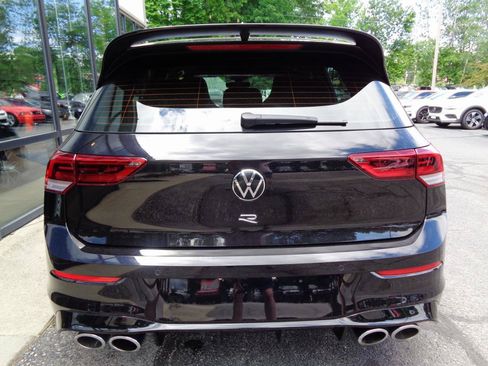 Used 2024 Volkswagen Golf R AWD/4WD image 6