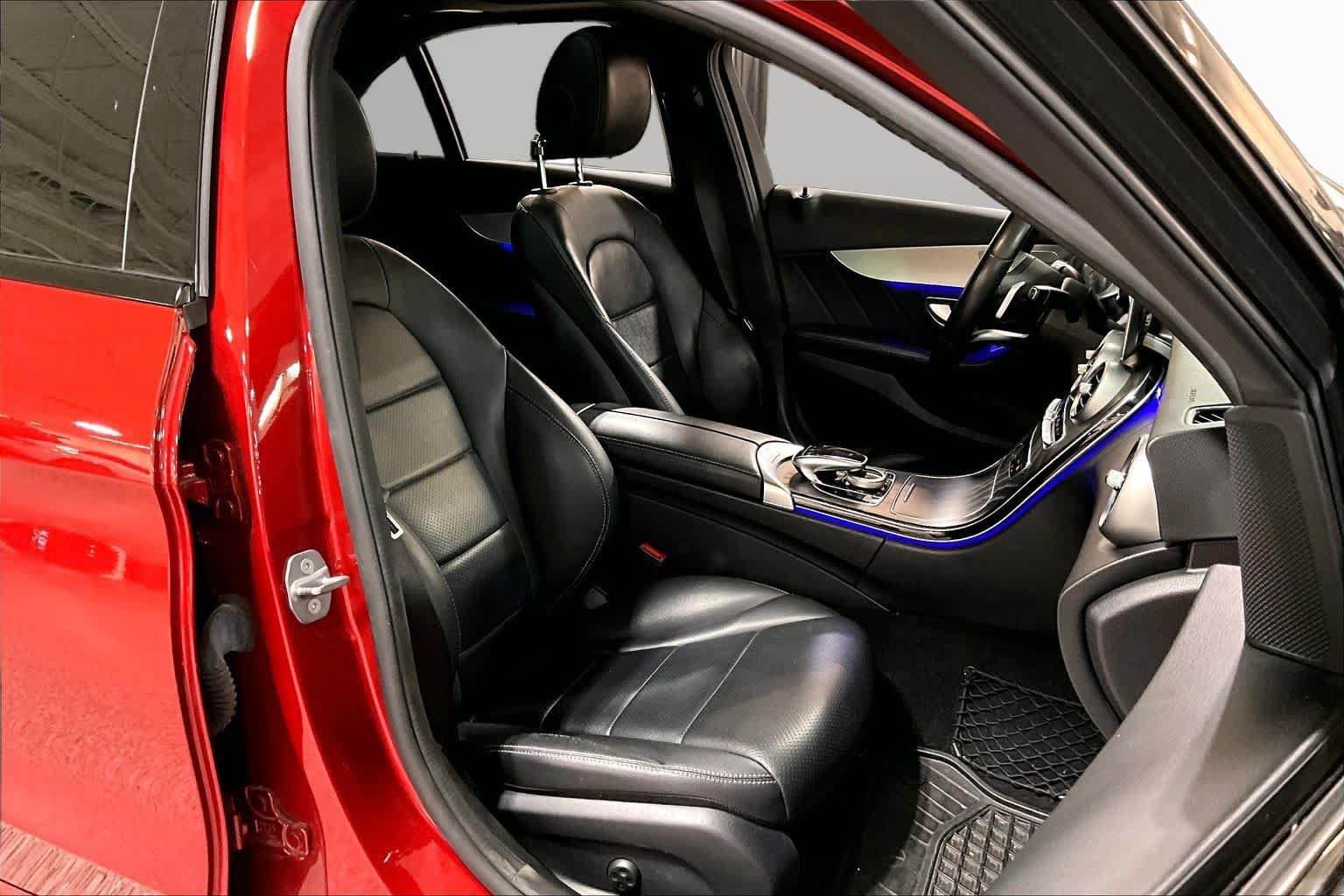 Used 2019 Mercedes-Benz C 300 Sedan image 9