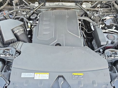 New 2025 Audi Q5 Prestige image 29