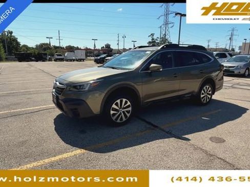 Used 2022 Subaru Outback Premium image 4