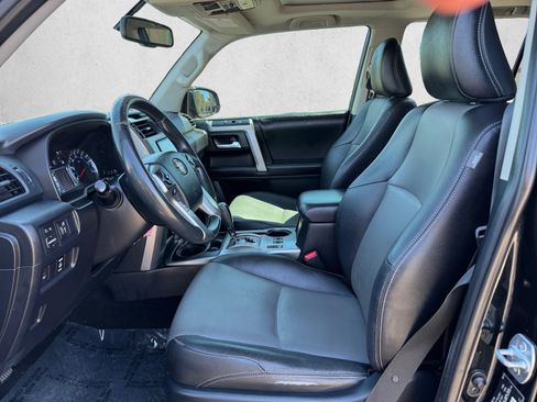 Used 2015 Toyota 4Runner SR5 Premium RWD image 11