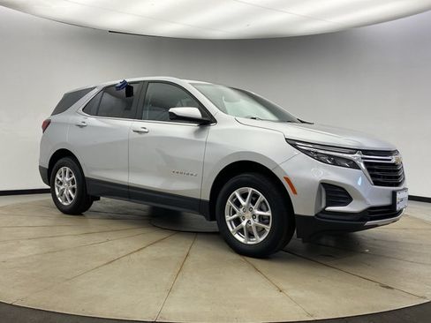 Used 2022 Chevrolet Equinox LT AWD/4WD image 7