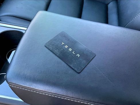 Used 2021 Tesla Model Y Performance AWD/4WD image 34