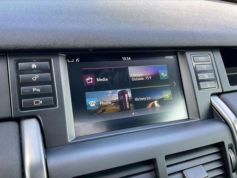 Used 2019 Land Rover Discovery Sport HSE image 26