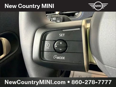 Certified 2025 MINI Cooper 2-Door Hardtop FWD image 17