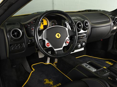 Used 2009 Ferrari F430 Coupe RWD image 4