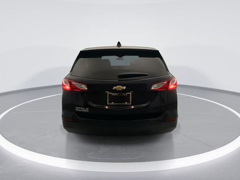 Used 2020 Chevrolet Equinox LS w/ LS Convenience Package image 5