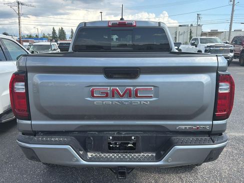 Used 2023 GMC Canyon AT4X AWD/4WD image 6