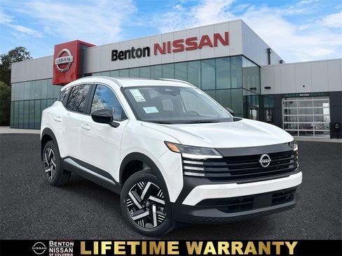 New 2026 Nissan Kicks SV image 1