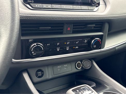 New 2026 Nissan Rogue S image 8